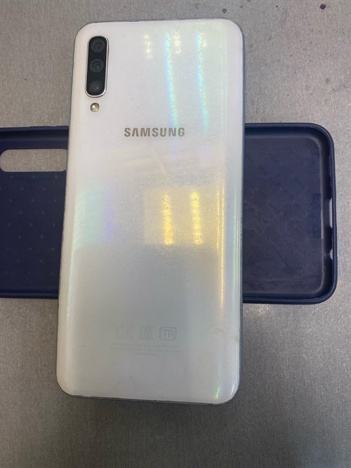 Samsung Galaxy A50 6/128 - фото 586114