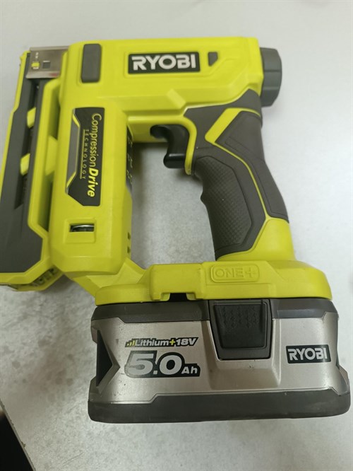 СТЕПЛЕР RYOBI R18ST50+АКБ+ЗУ 890000488736 - фото 722139