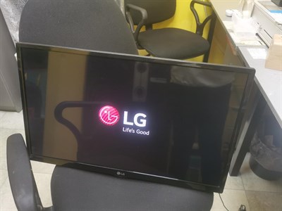28" Телевизор LG 28LF450U LED