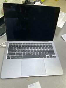 Ноутбук  Apple  MacBook Air 13.3  M1 2020 8/256