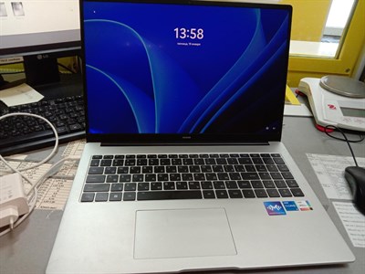 16" Ультрабук HONOR MagicBook X 16 Pro BRN-G56 (i5 13500H Iris Xe)