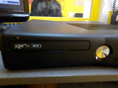 Игровая приставка Microsoft Xbox 360 S 250GB