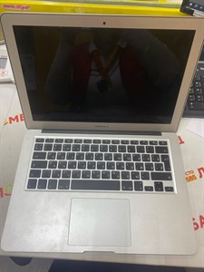 Ноутбук Apple  MacBook Air (13-inch, 2017) 128GB