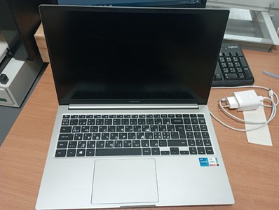 Ноутбук Samsung 750xda