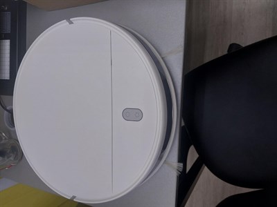 Робот-пылесос  Xiaomi Mi Robot Vacuum-Mop Essential