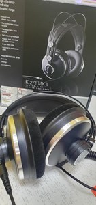 Профессиональные студийные наушники AKG K271 MKII 890000505224